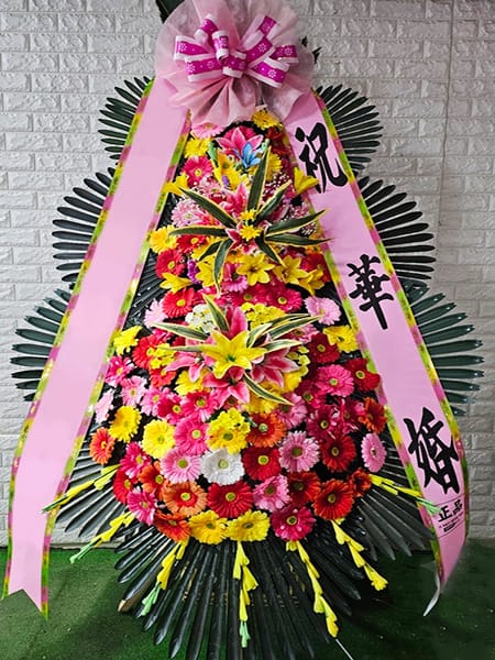 그랜드힐컨벤션 온라인 커뮤니티 회원들이 랜선 너머 마음을 모아 보낸 화환